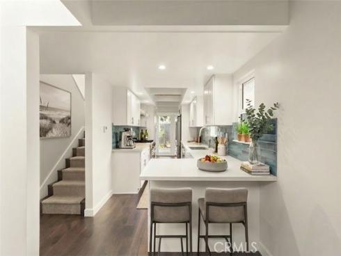 327  62nd   Street, Newport Beach, CA