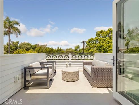 625  Saint James   Road, Newport Beach, CA