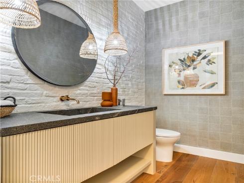 625  Saint James   Road, Newport Beach, CA