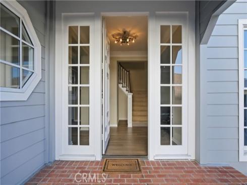 18  Hillsdale  , Newport Beach, CA