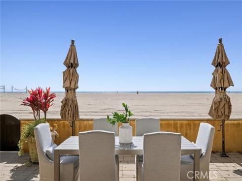 1414 W Oceanfront  , Newport Beach, CA