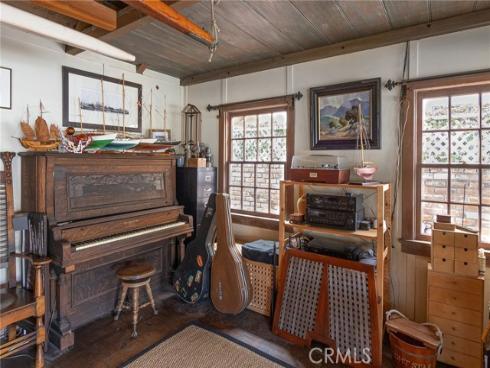 1207 N Bay Front  , Newport Beach, CA