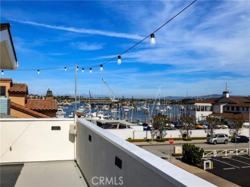 203  8th st  , Newport Beach, CA