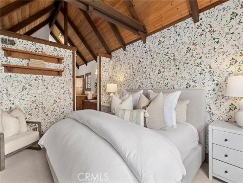 215  Opal  , Newport Beach, CA