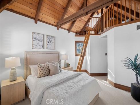 215  Opal  , Newport Beach, CA