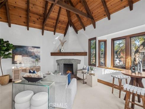 215  Opal  , Newport Beach, CA