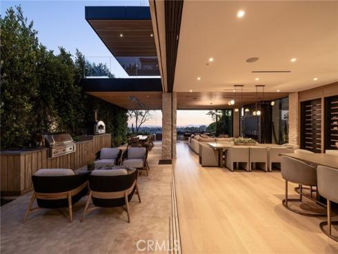 2304  Cliff  , Newport Beach, CA