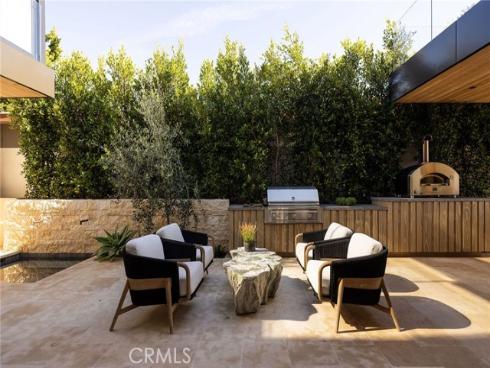 2304  Cliff  , Newport Beach, CA