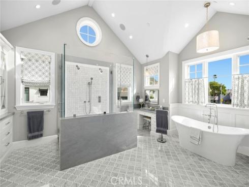 1324 E Balboa , Newport Beach, CA