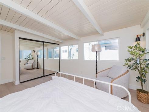 920 W Balboa  , Newport Beach, CA