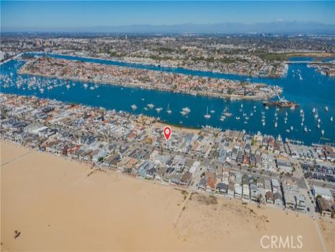 920 W Balboa  , Newport Beach, CA