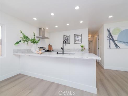 920 W Balboa  , Newport Beach, CA