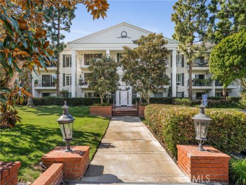 102  Scholz Plaza  239 , Newport Beach, CA