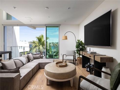 3351  Via Lido  , Newport Beach, CA