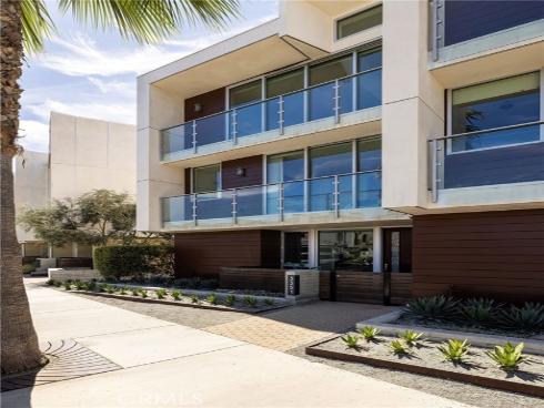 3351  Via Lido  , Newport Beach, CA