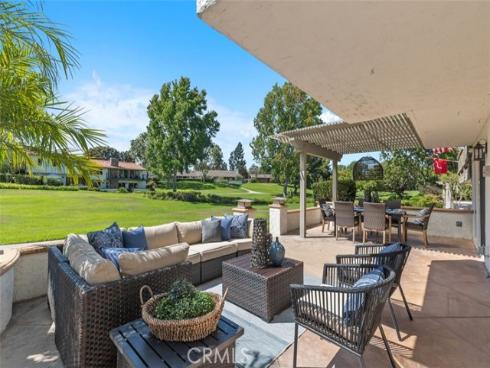 525  Vista Flora  , Newport Beach, CA
