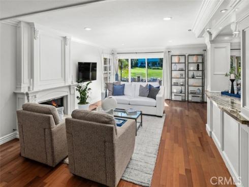 525  Vista Flora  , Newport Beach, CA