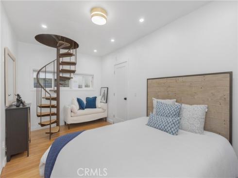 106  31st   Street, Newport Beach, CA