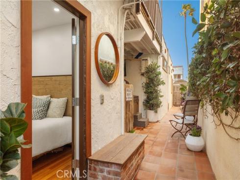 106  31st   Street, Newport Beach, CA