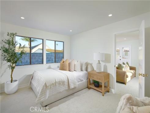 536  Via Lido Nord  , Newport Beach, CA