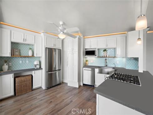 310  Fernando  303  Street, Newport Beach, CA