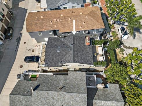 1613 E Balboa  , Newport Beach, CA