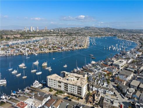 1613 E Balboa  , Newport Beach, CA