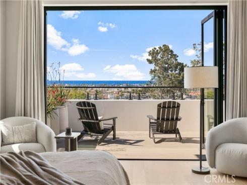 2212  Cliff   Drive, Newport Beach, CA