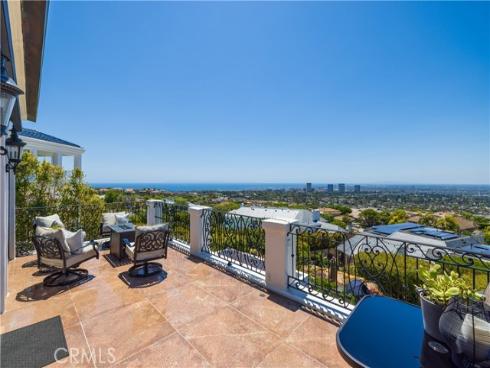 12  Geneve  , Newport Beach, CA