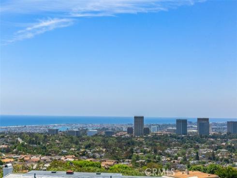 12  Geneve  , Newport Beach, CA