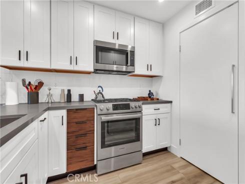 128  Villa Point  , Newport Beach, CA