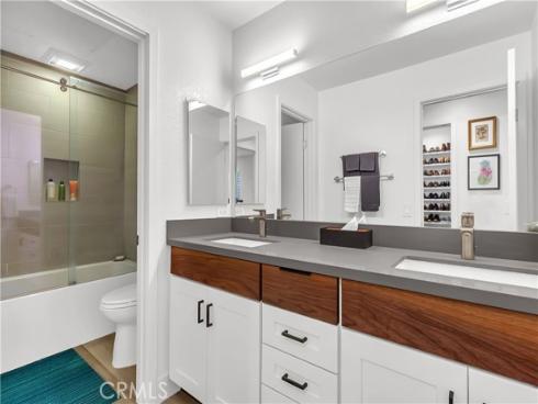 128  Villa Point  , Newport Beach, CA