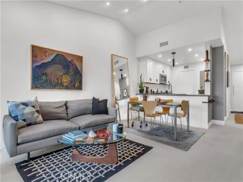 128  Villa Point  , Newport Beach, CA