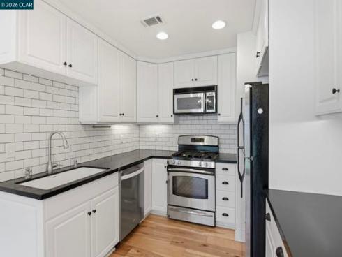 20402  Santa Ana Ave  4 , Newport Beach, CA