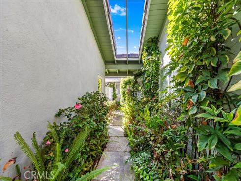 1907  Leeward  , Newport Beach, CA