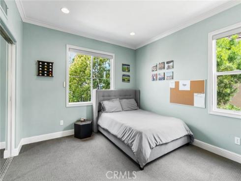 9  Winthrop  , Newport Beach, CA