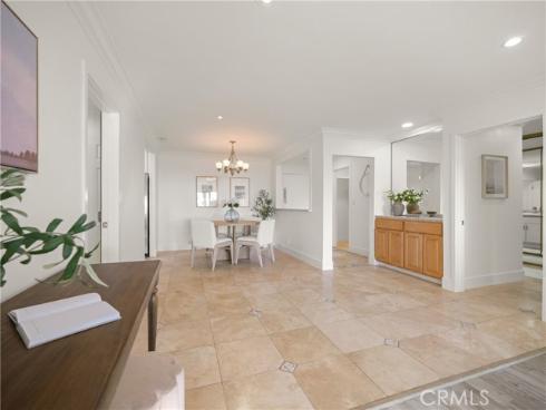 102  Scholz  34  Plaza, Newport Beach, CA