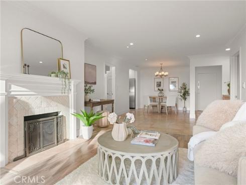 102  Scholz  34  Plaza, Newport Beach, CA