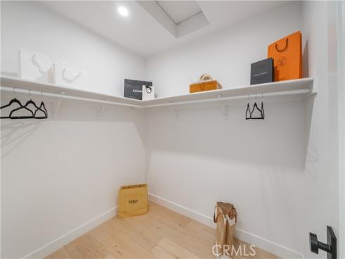 2436  Holiday  , Newport Beach, CA