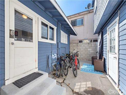 121  30th   Street, Newport Beach, CA