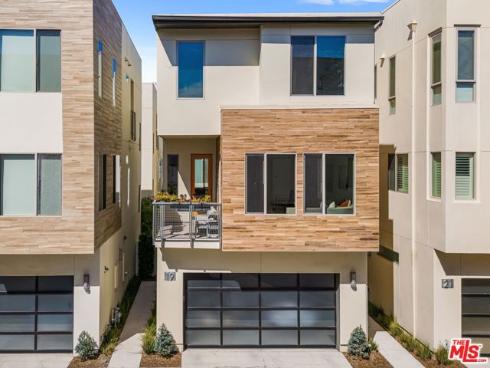 19 Ebb Tide Circle, Newport Beach, CA