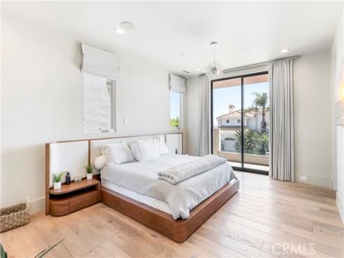 660  Kings   Road, Newport Beach, CA