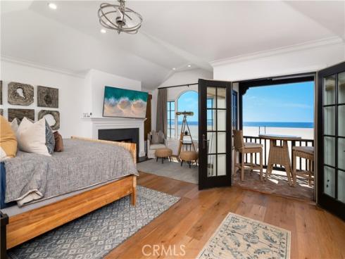 1228 W Oceanfront , Newport Beach, CA