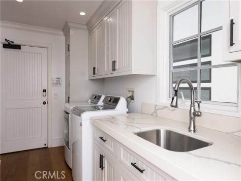 1228 W Oceanfront , Newport Beach, CA