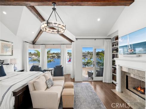 118 Via Lido Nord , Newport Beach, CA