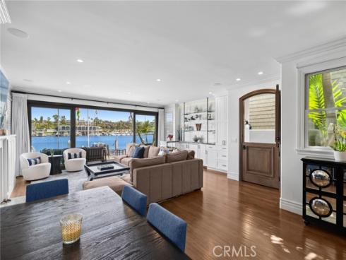 118 Via Lido Nord , Newport Beach, CA