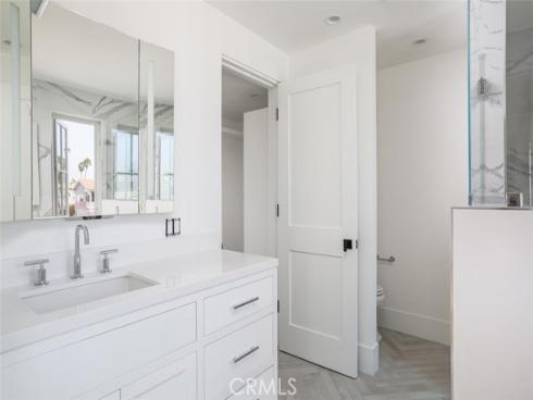 400  40th Street  , Newport Beach, CA