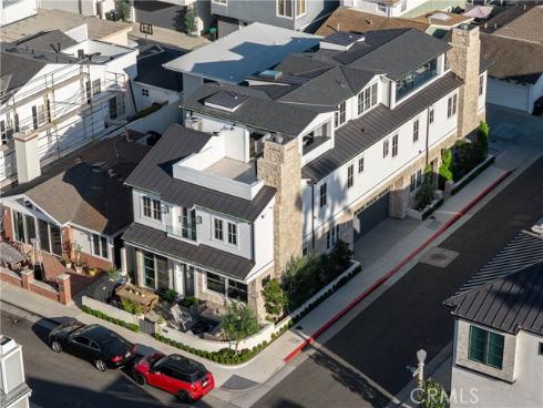 400  40th Street  , Newport Beach, CA