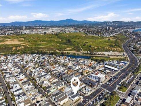 203  Cedar  A & B  Street, Newport Beach, CA