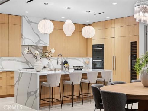 706 W Oceanfront  , Newport Beach, CA